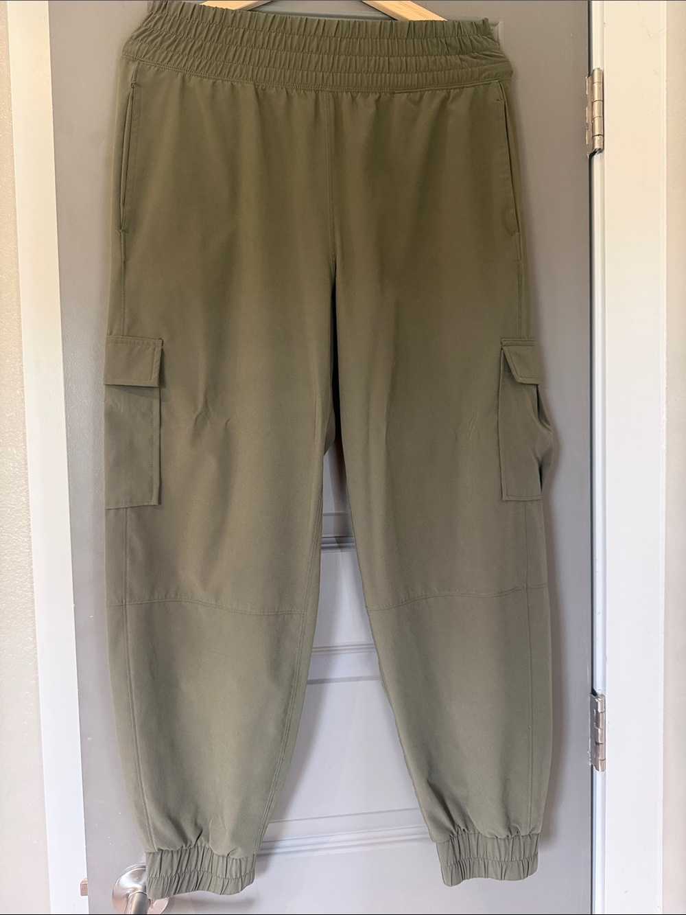Women's Olive Cargo Jogger Pants with Elastic Waist